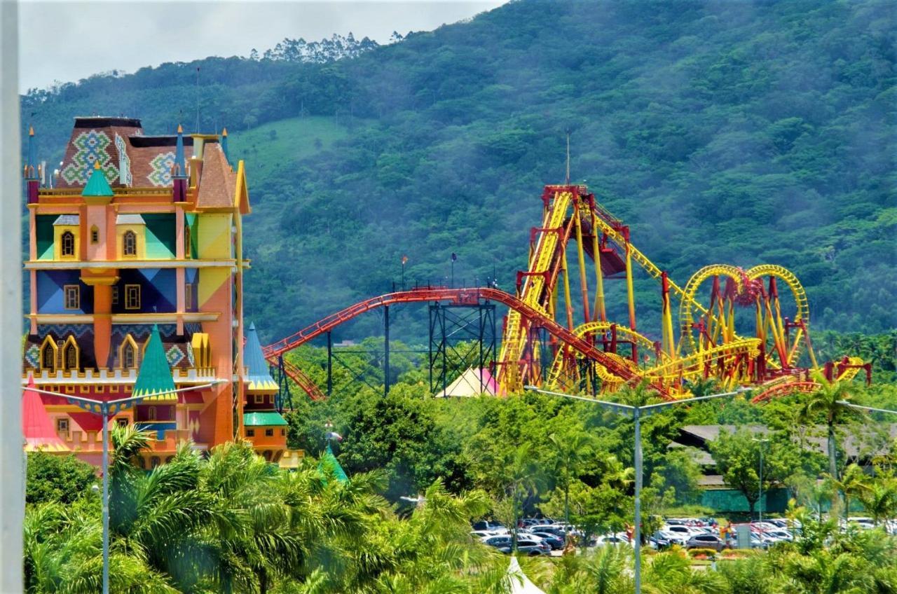 Apto Nantes Com Vista Pro Beto Carrero World Penha (Santa Catarina)